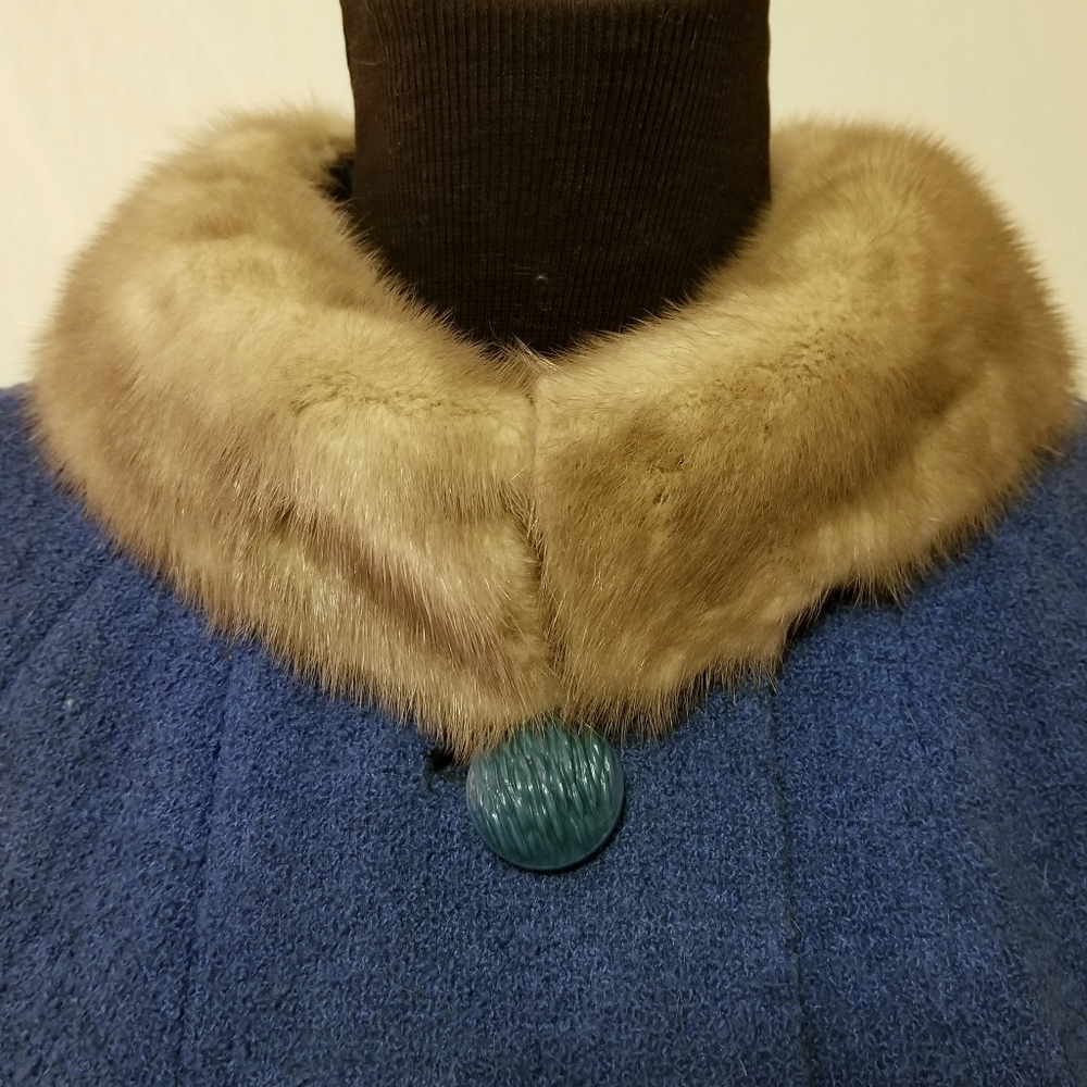 Vintage Wool Coat with Silver Fur Collar Sz L - Picture 2 of 13